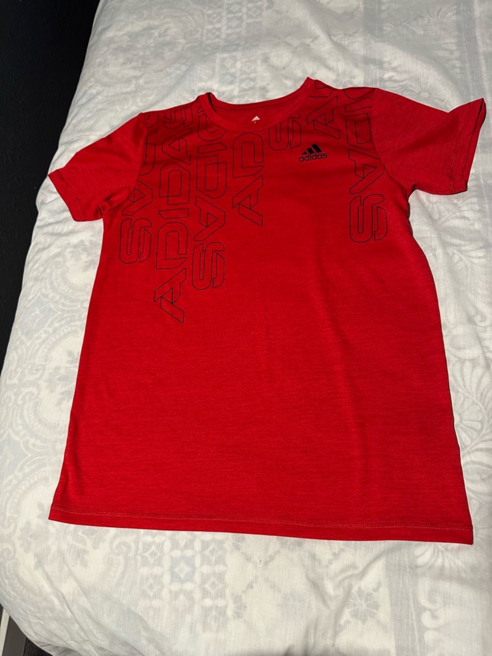 adidas Red Short-Sleeve Graphic Kids Tee size L(14/16)